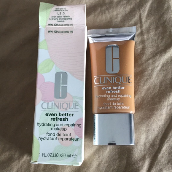 Clinique Deep Honey #100 Even Better Refresh Hydrating & Repairing Makeup - Picture 1 of 1